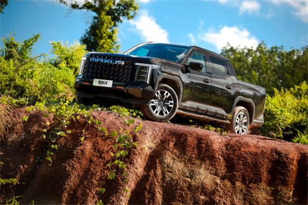 开创皮卡越野新时代！尊龙凯时大通MAXUS“满级大型越野皮卡”星际X上市，售价15.58万元起